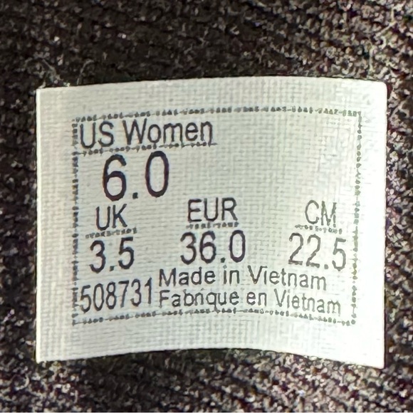 Vans, Galaxy Print, Lace-Up Low Tops - Picture 6 of 9